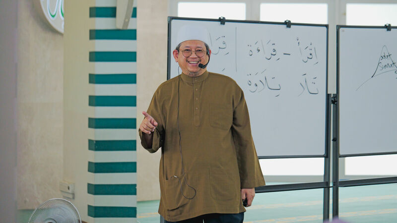 Ustaz Fatris, Santunan Emas